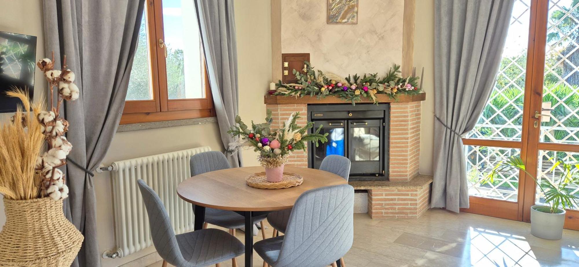 Holiday home Charming 2-bed With Garden Genzano di Roma